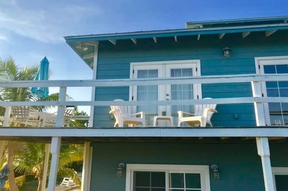 Photo of Outdoor in Breezeswept Beach Estates