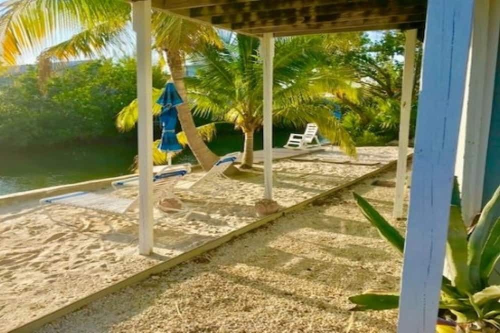 Photo of Outdoor in Breezeswept Beach Estates