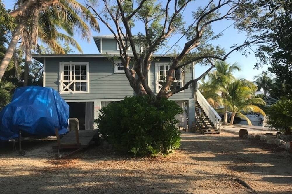 Photo of Outdoor in Breezeswept Beach Estates