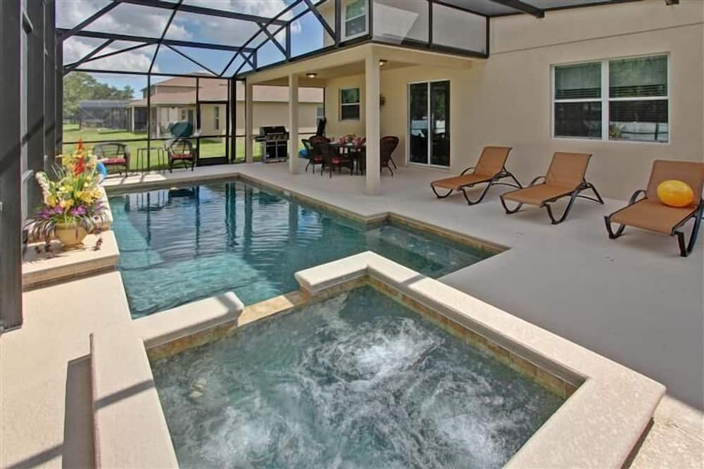 Photo of Outdoor in Crystal Cove