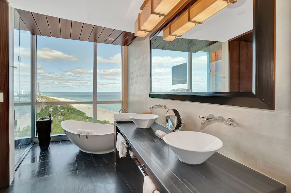 Photo of Bathroom in Bal Harbour