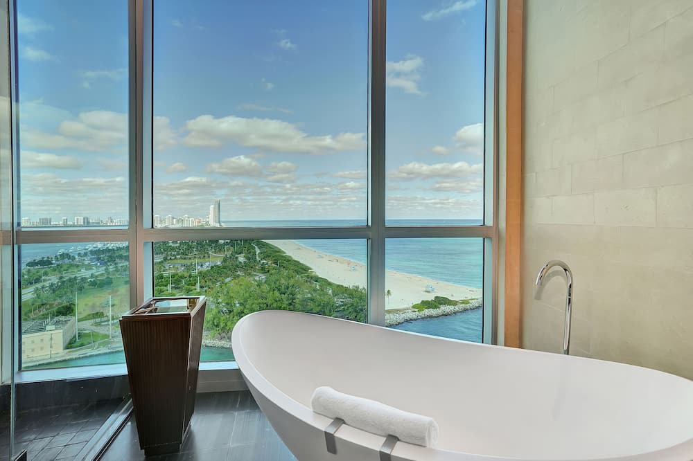 Photo of Bathroom in Bal Harbour