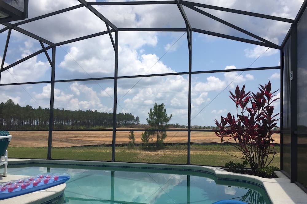 Photo of Outdoor in Calabay Parc