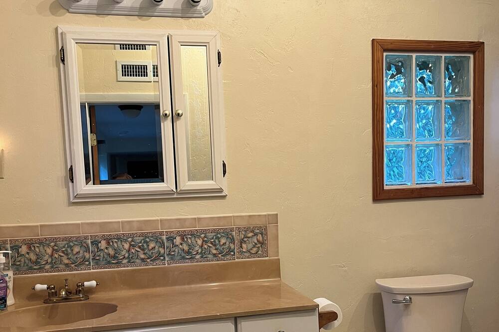 Photo of Bathroom in Micanopy
