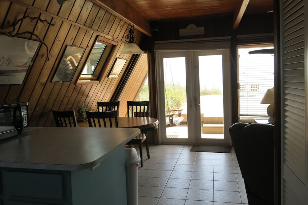 Photo of Livingroom in Bethune Beach