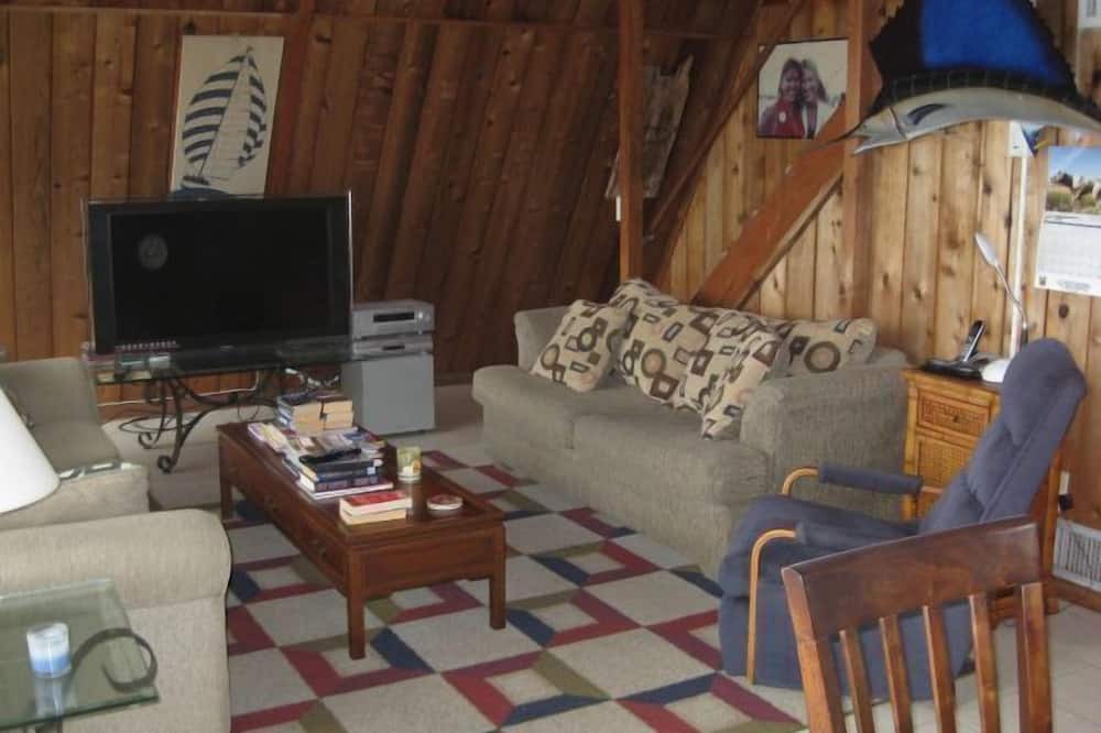 Photo of Livingroom in Bethune Beach