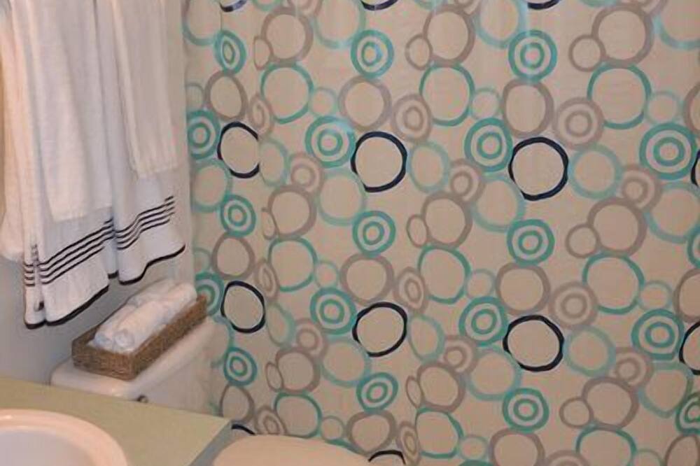 Photo of Bathroom in Clear Creek