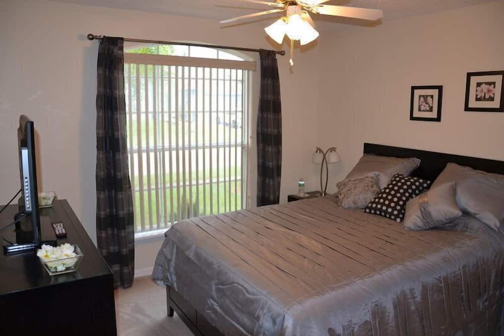 Photo of Bedroom in Clear Creek