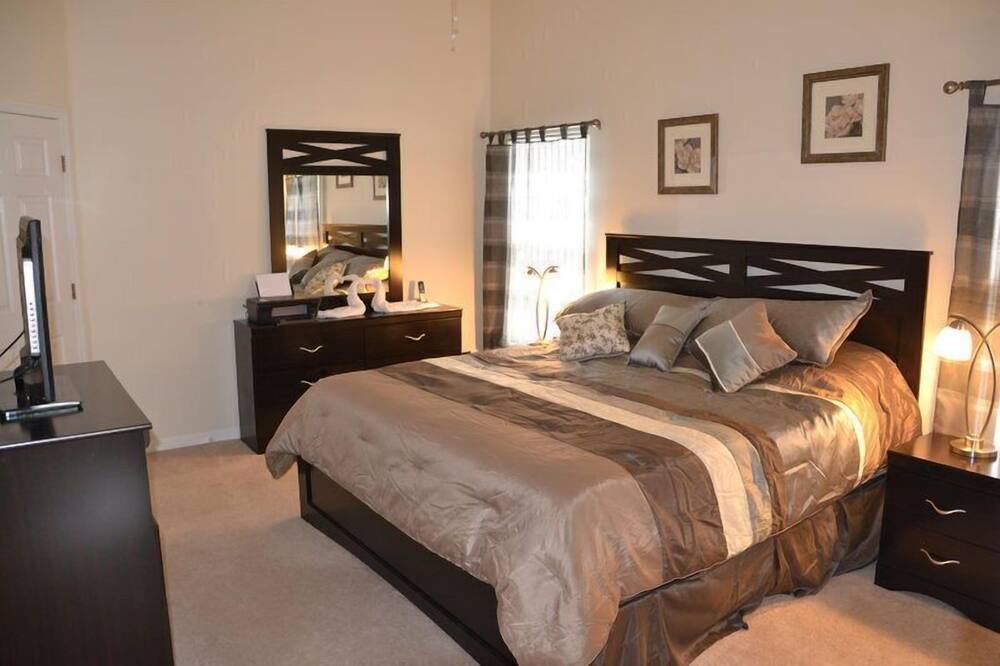 Photo of Bedroom in Clear Creek