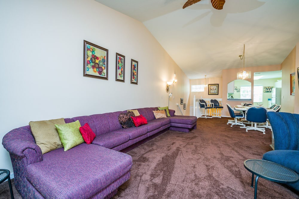 Photo of Livingroom in Ridgewood Lakes
