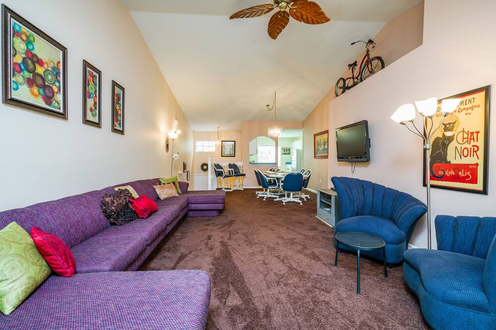 Photo of Bedroom in Ridgewood Lakes