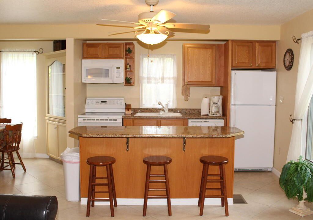 Photo of Kitchen in Old Grove