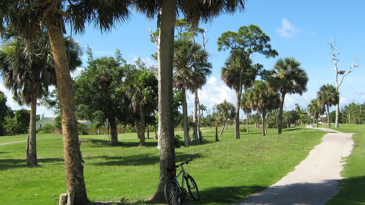 Photo of Outdoor in Alden Pines