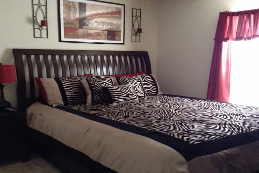 Photo of Bedroom in Trafalgar Village