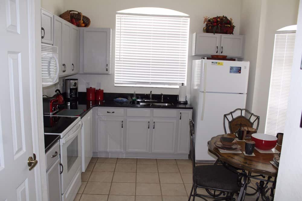 Photo of Kitchen in West Haven