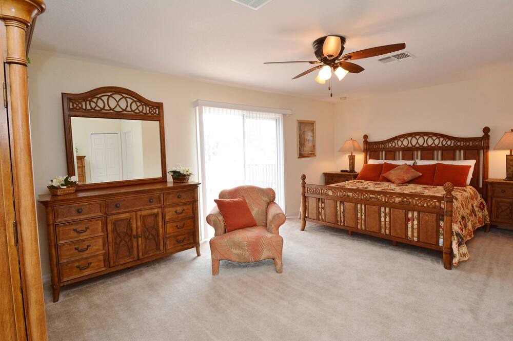 Photo of Bedroom in Lake Wilson Preserve