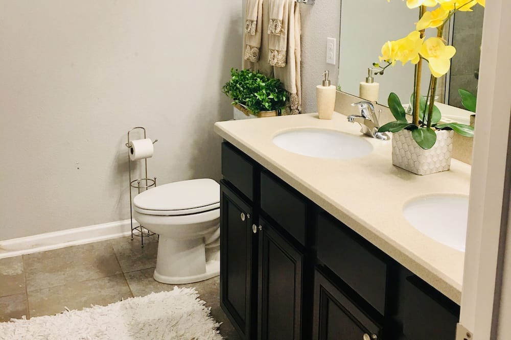 Photo of Bathroom in Northside
