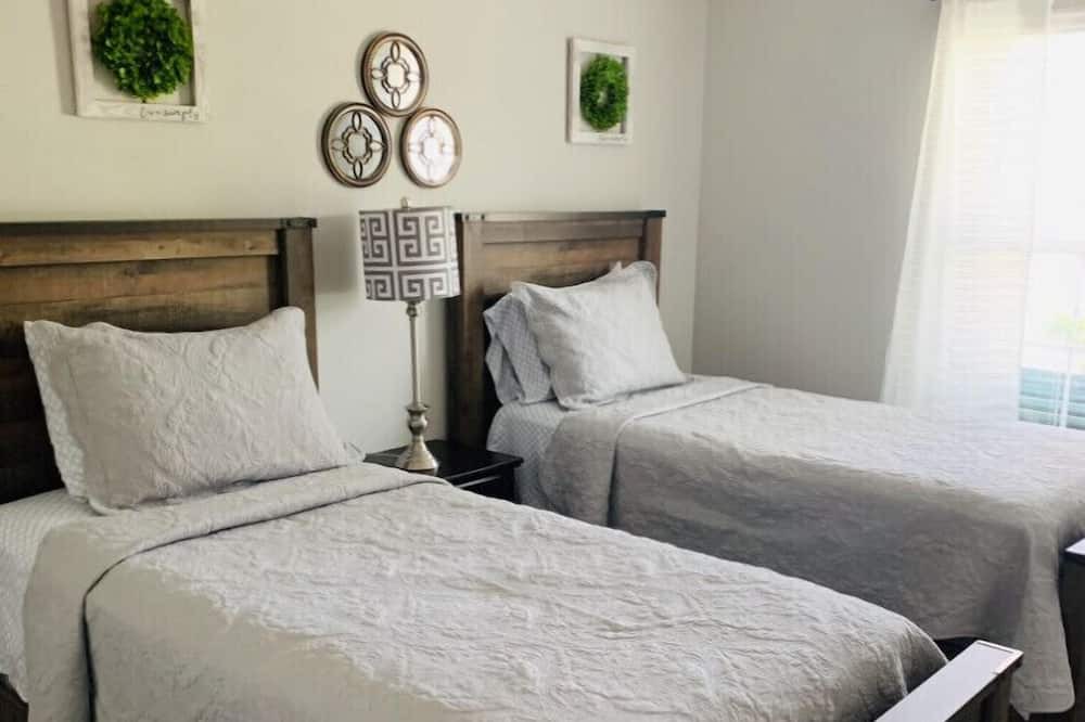 Photo of Bedroom in Northside
