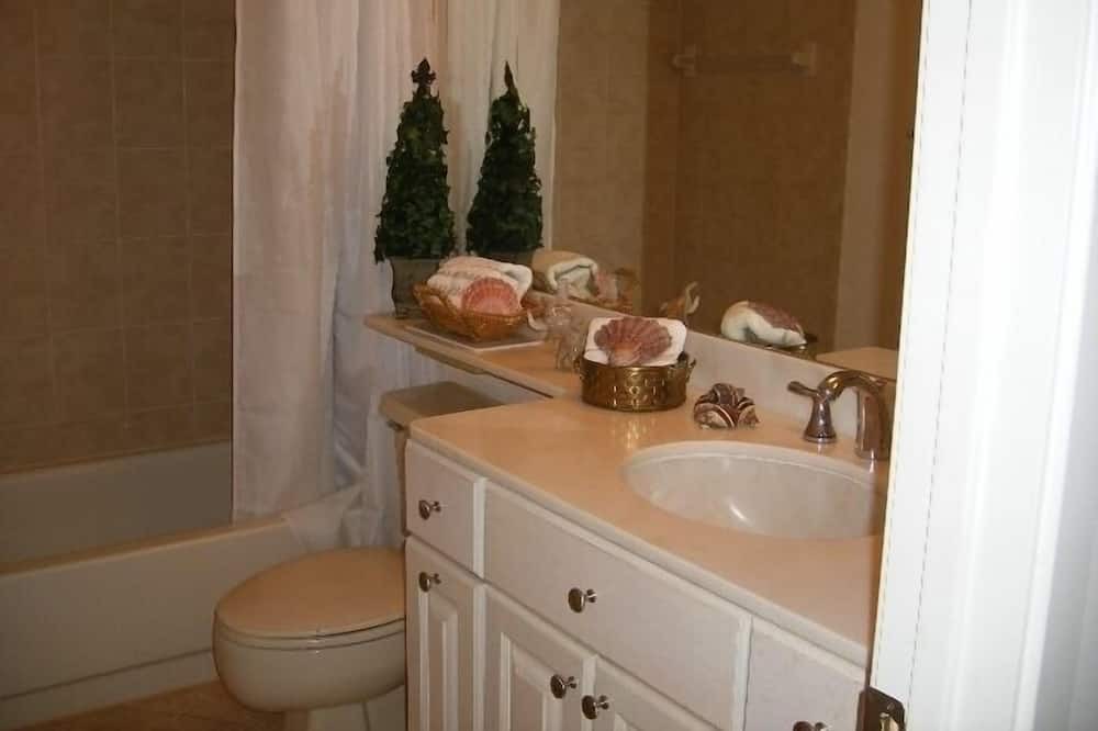 Photo of Bathroom in Palm Beach Gardens