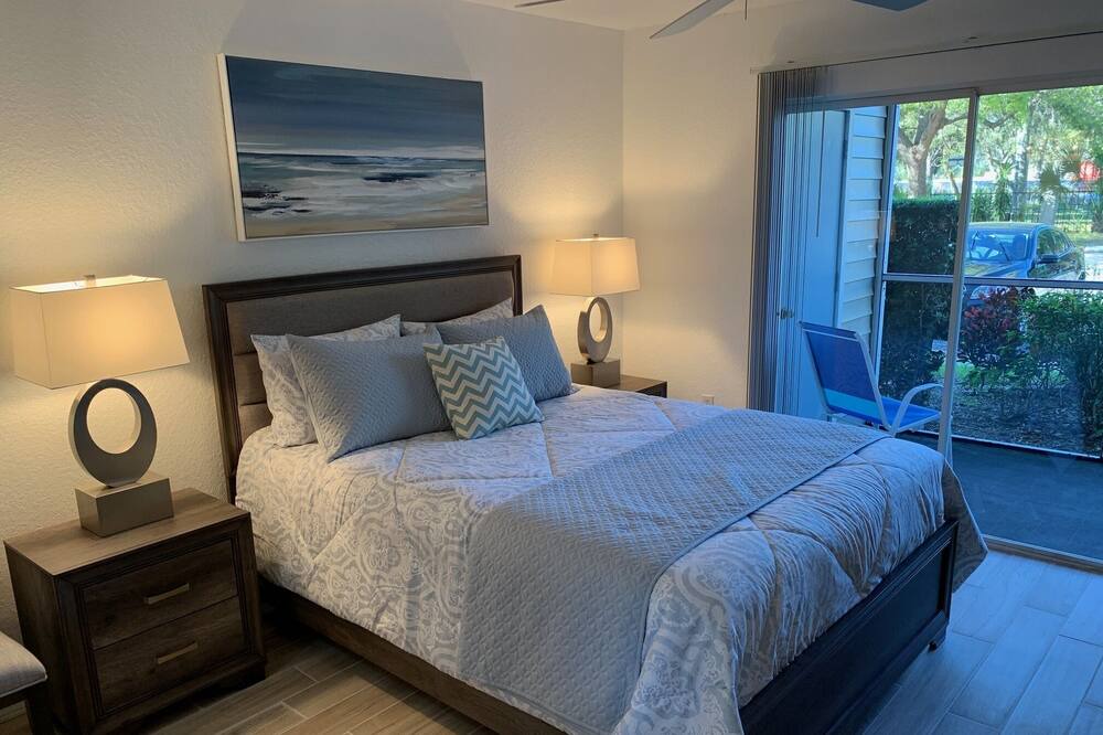Photo of Bedroom in Downtown