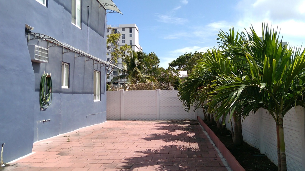 Photo of Outdoor in Overtown