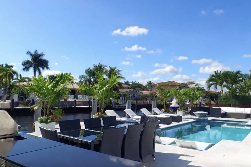 Photo of Outdoor in Pompano Isles