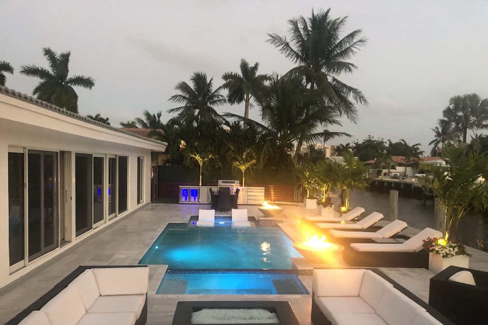 Photo of Outdoor in Pompano Isles