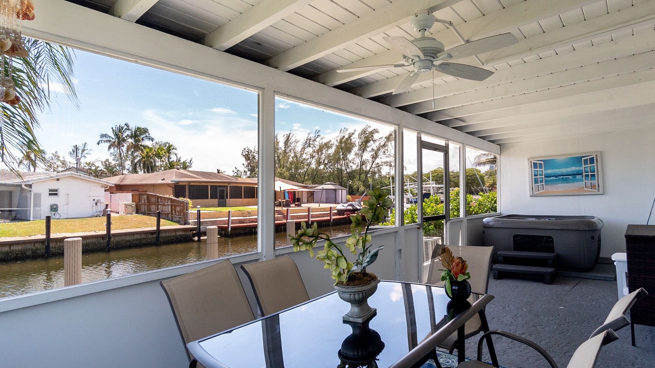Photo of Outdoor in Melaleuca Gardens