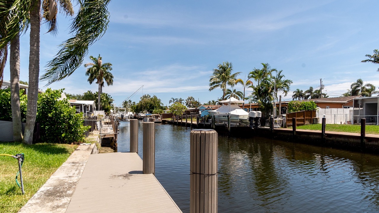 Photo of Outdoor in Melaleuca Gardens