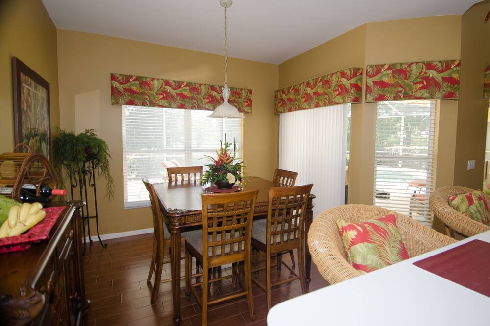 Photo of Kitchen in Falcons Glen