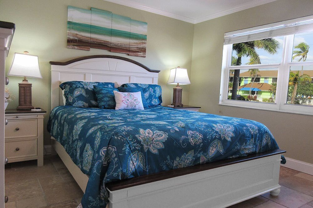 Photo of Bedroom in South Island