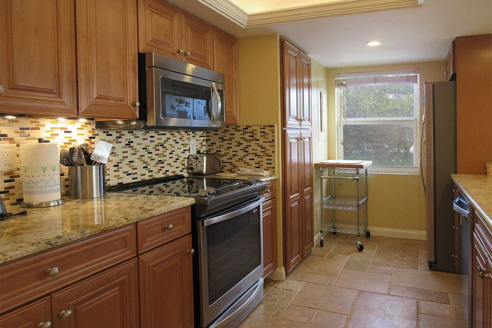 Photo of Kitchen in South Island