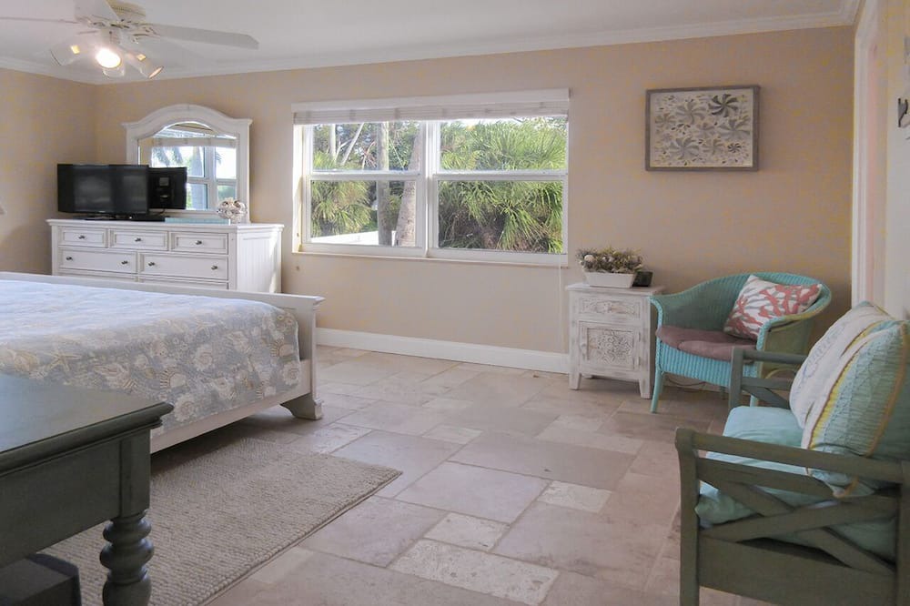 Photo of Bedroom in South Island