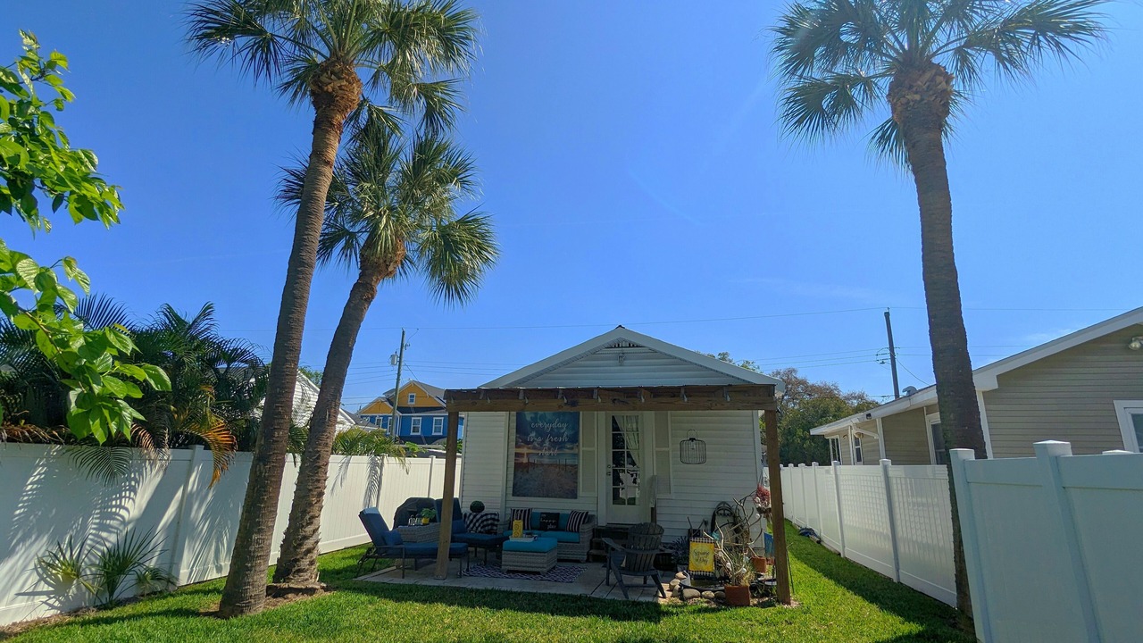 Photo of Outdoor in North Hyde Park