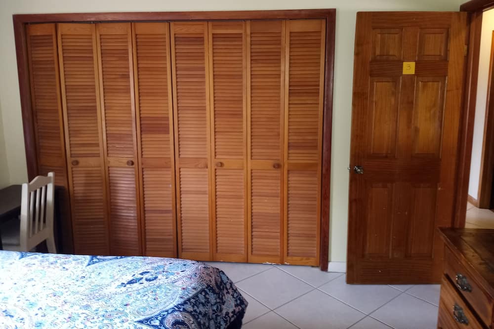 Photo of Bedroom in Tamiami
