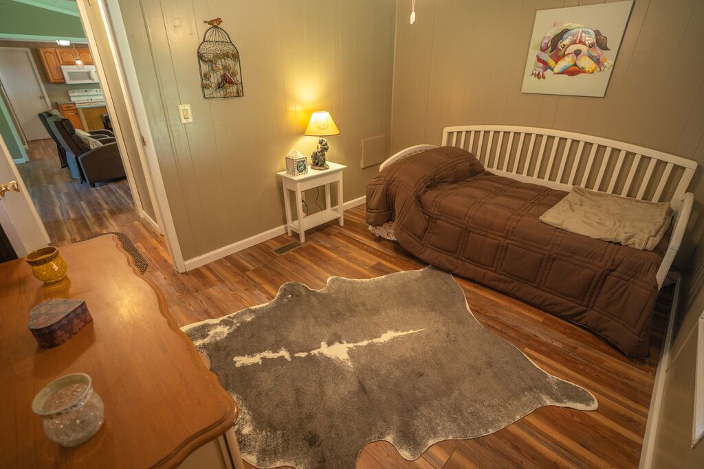 Photo of Livingroom in Brooksville