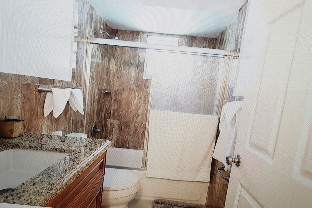 Photo of Bathroom in Riviera Beach