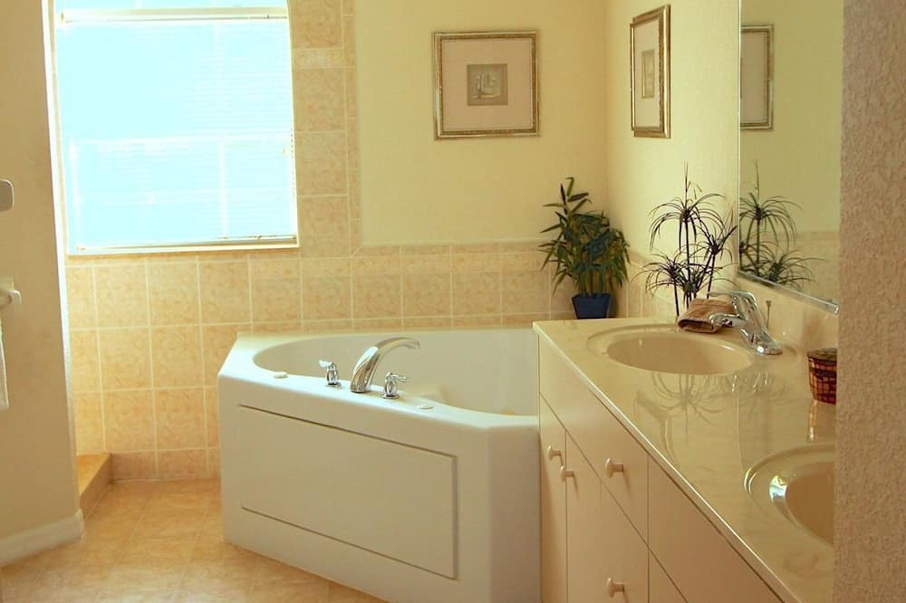 Photo of Bathroom in White Marsh