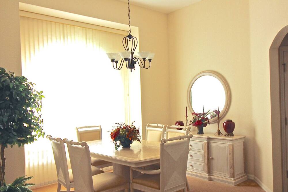 Photo of Kitchen in White Marsh