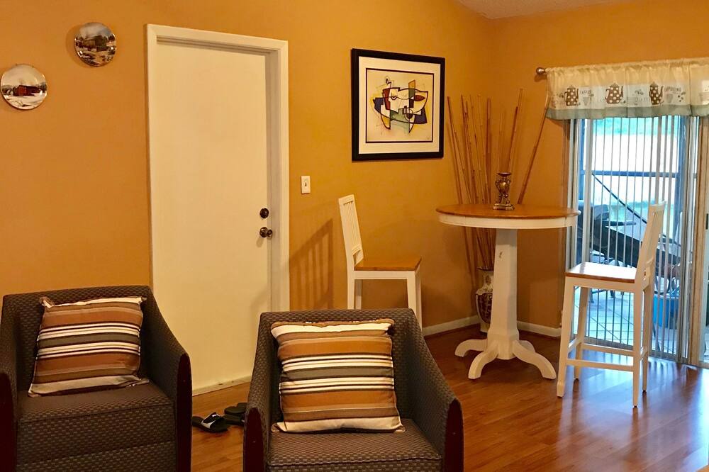 Photo of Livingroom in Citrus Park