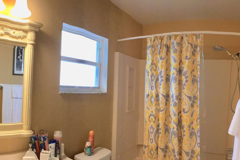Photo of Bathroom in Citrus Park