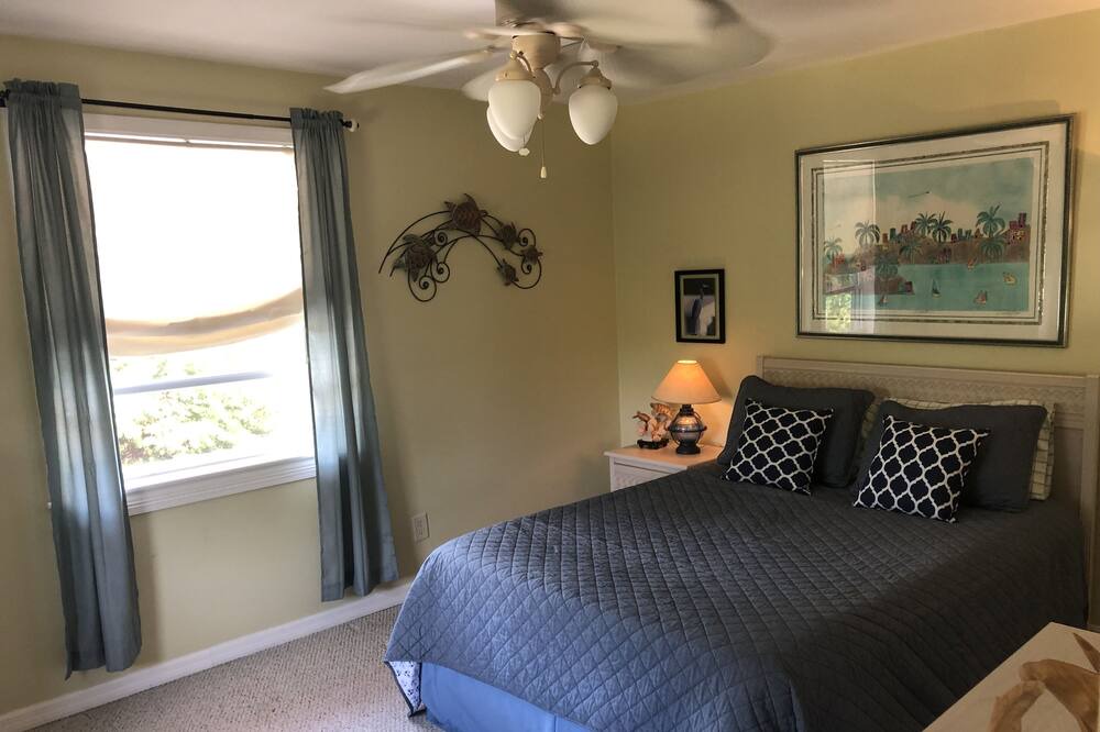 Photo of Bedroom in Crystal River