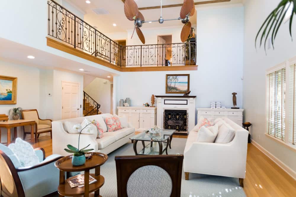 Photo of Livingroom in Captiva
