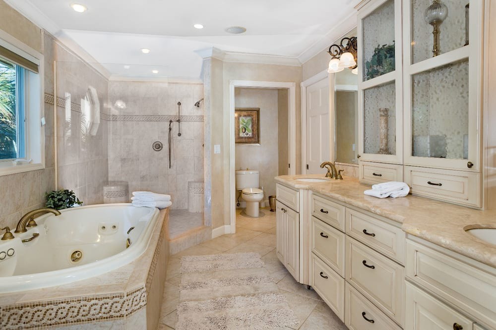 Photo of Bathroom in Captiva