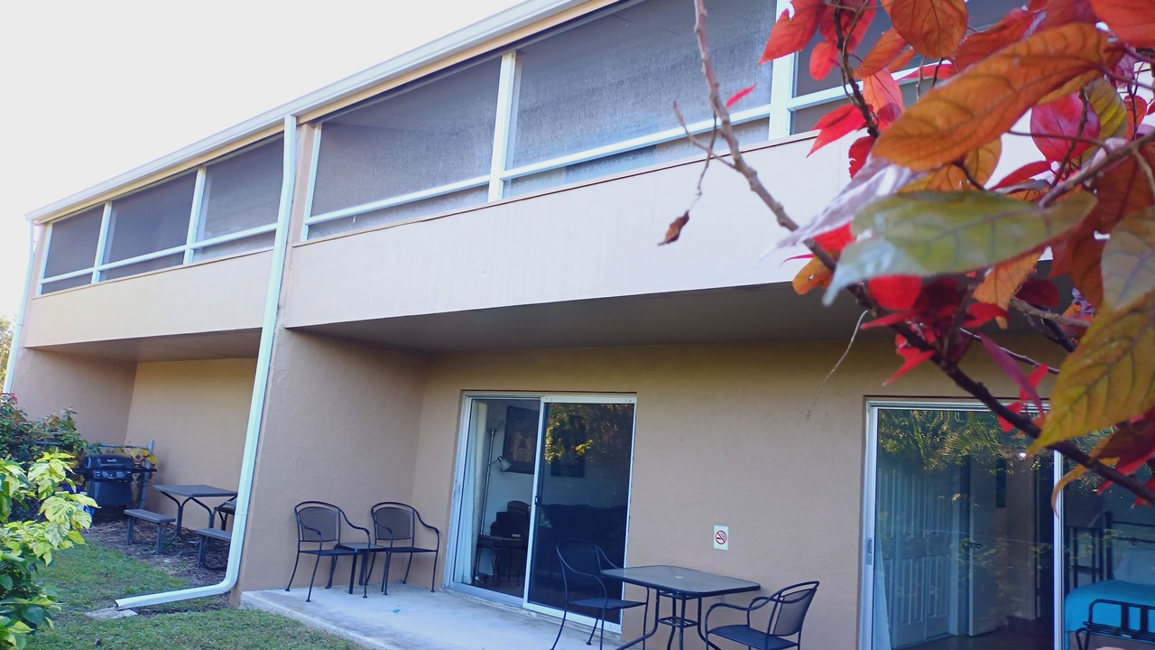 Photo of Outdoor in Gulf Gate Estates