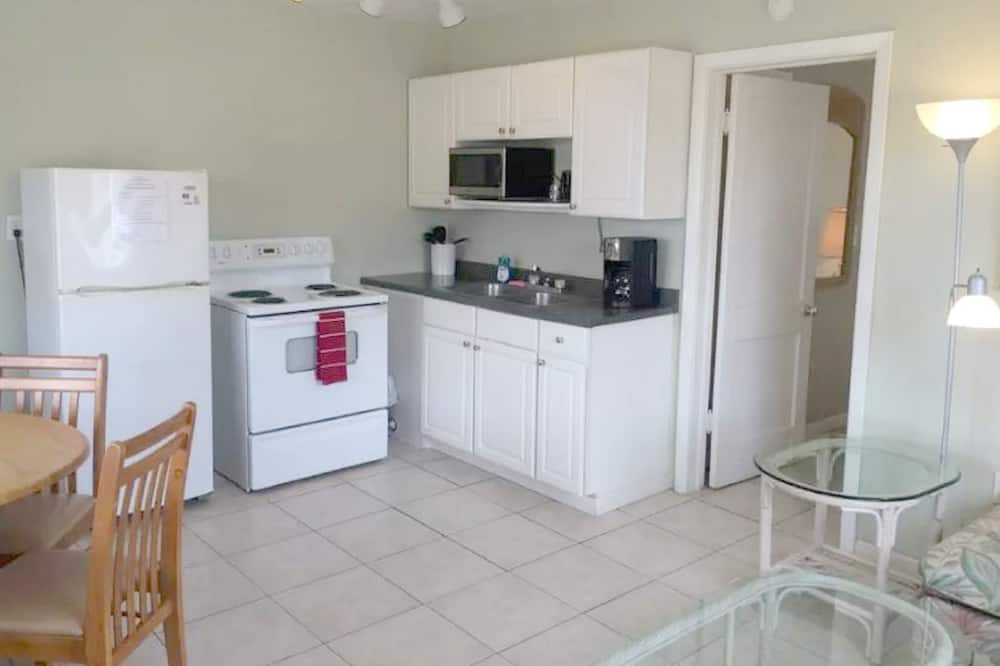 Photo of Kitchen in Redington Beach