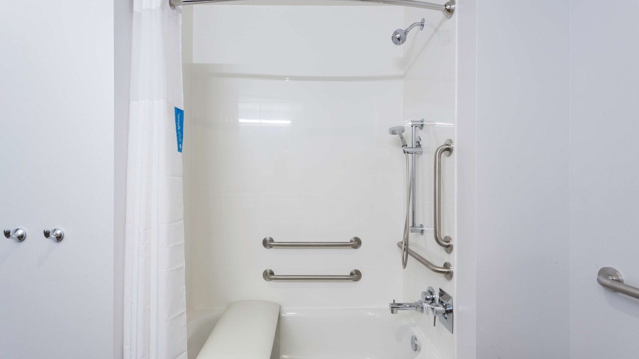 Photo of Bathroom in Pompano Isles
