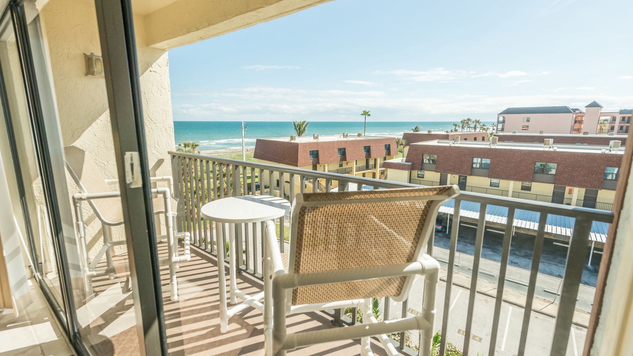 Photo of Patio Balcony in Avon By The Sea