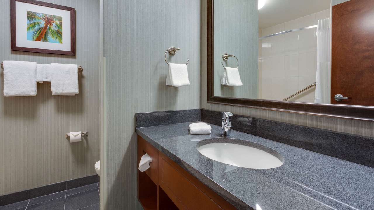 Photo of Bathroom in Biggar