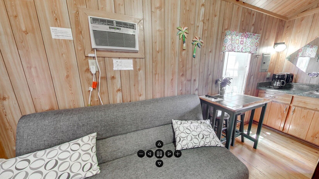 Photo of Bedroom in Ludlam